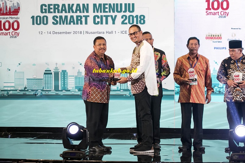 Tuban Raih Penghargaan Gerakan Menuju 100 Smart City 2018